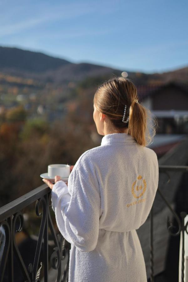 River Stone Hotel Шешори Екстериор снимка