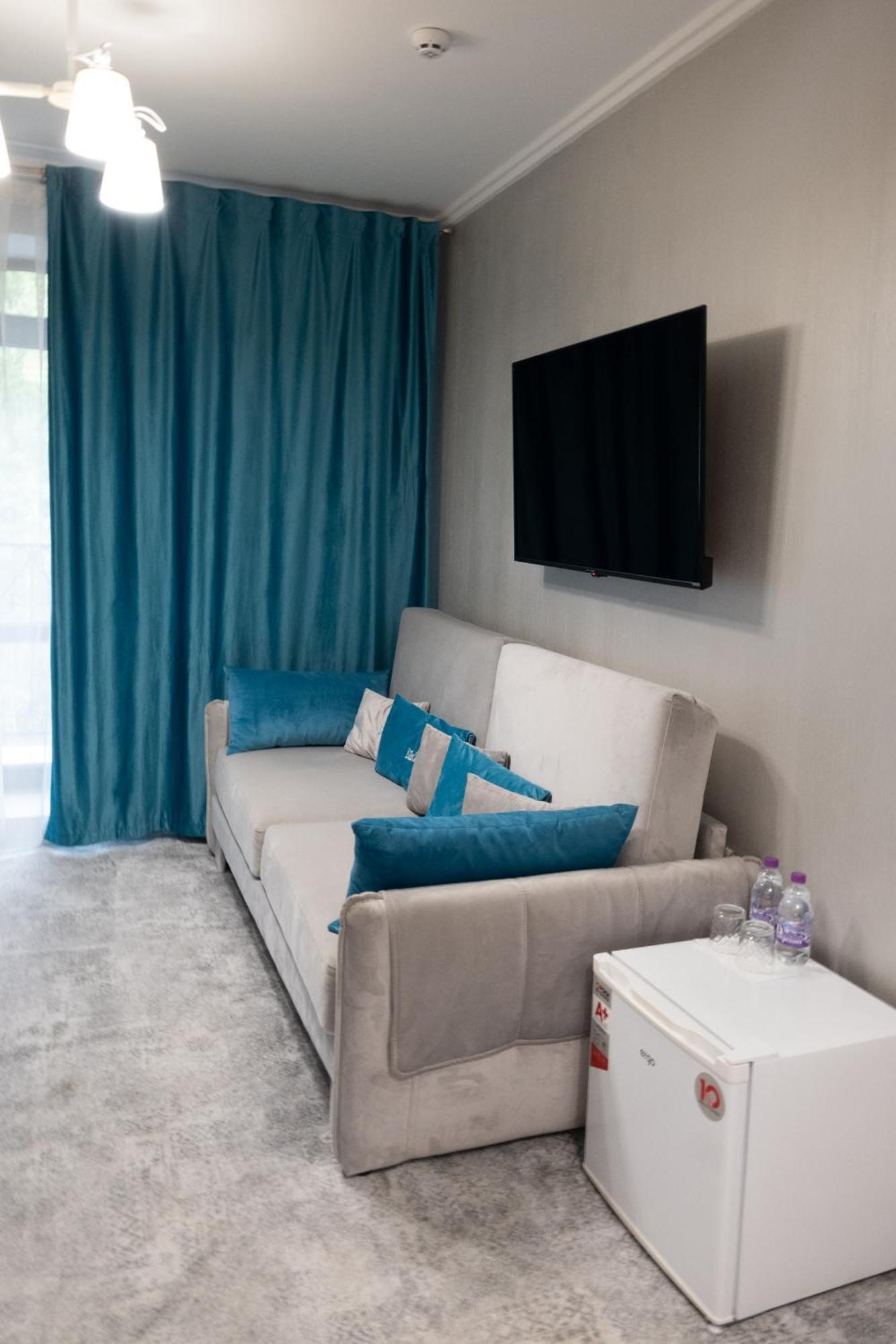 River Stone Hotel Шешори Екстериор снимка